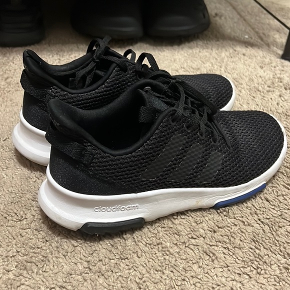 Adidas barely worn - Picture 1 of 3